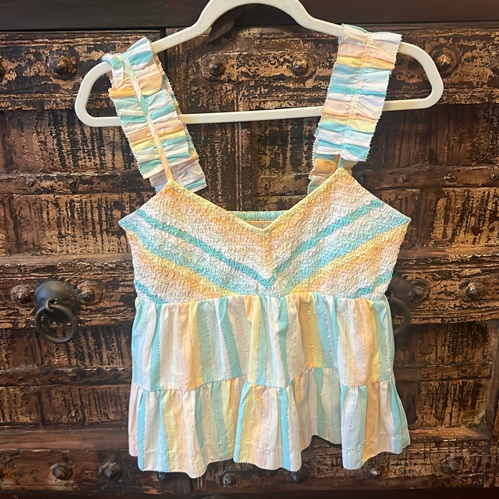 SAYLOR- Indie Top! Size small NWT